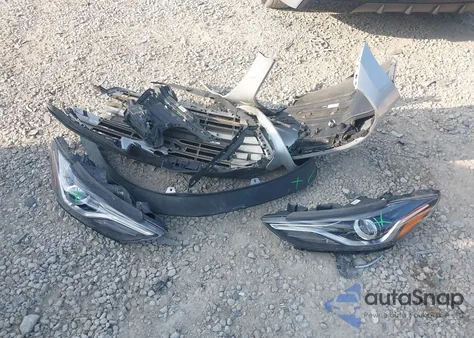 2018 Hyundai Elantra Sport z USA, uszkodzony, nr VIN KMHD04LB8JU557556